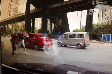 女人冬泳搞笑图片,冬泳女神的欢乐瞬间