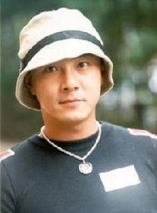 流氓男演员,揭秘流氓男演员的堕落之路